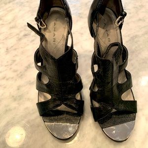 Tabari heels. Size 6.5. Excellent condition. Worn a few times